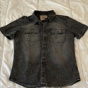 Men's Short-Sleeve Washed Black Button-Down Shirt
